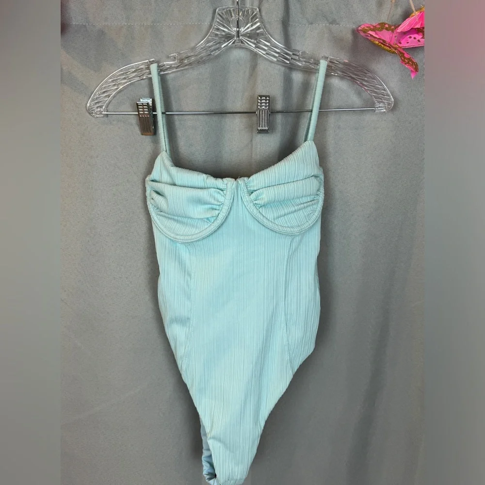 ✨2XHP✨Frankie’s Bikinis Lorelai Underwire Tie Back One-Piece Swimsuit- Sz Small